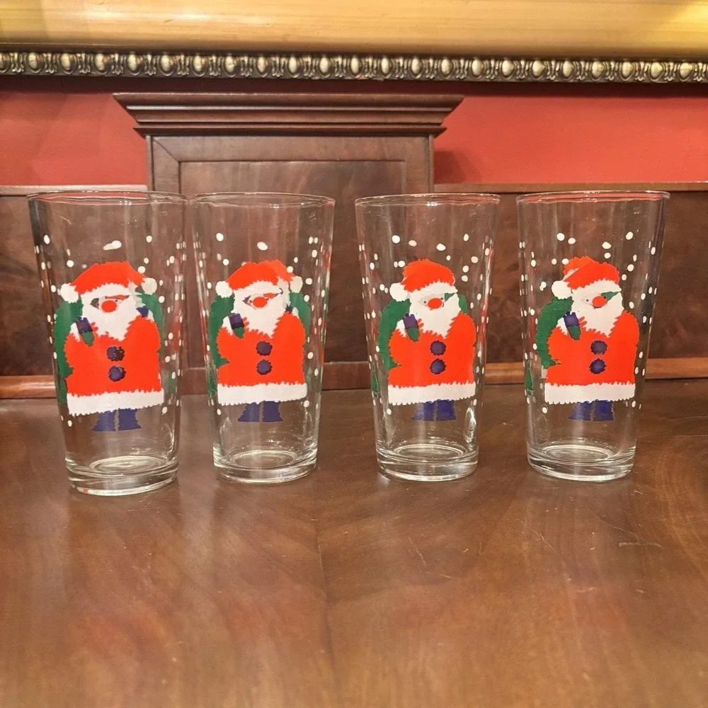 Vintage KIG Indonesia Santa Claus Christmas Tumblers Glasses Set of 4 6